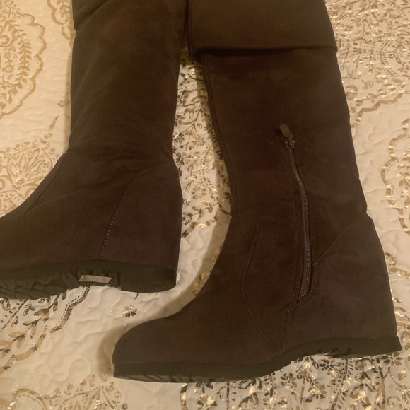 Brown Suede Knee High Boots - Picture 2 of 4